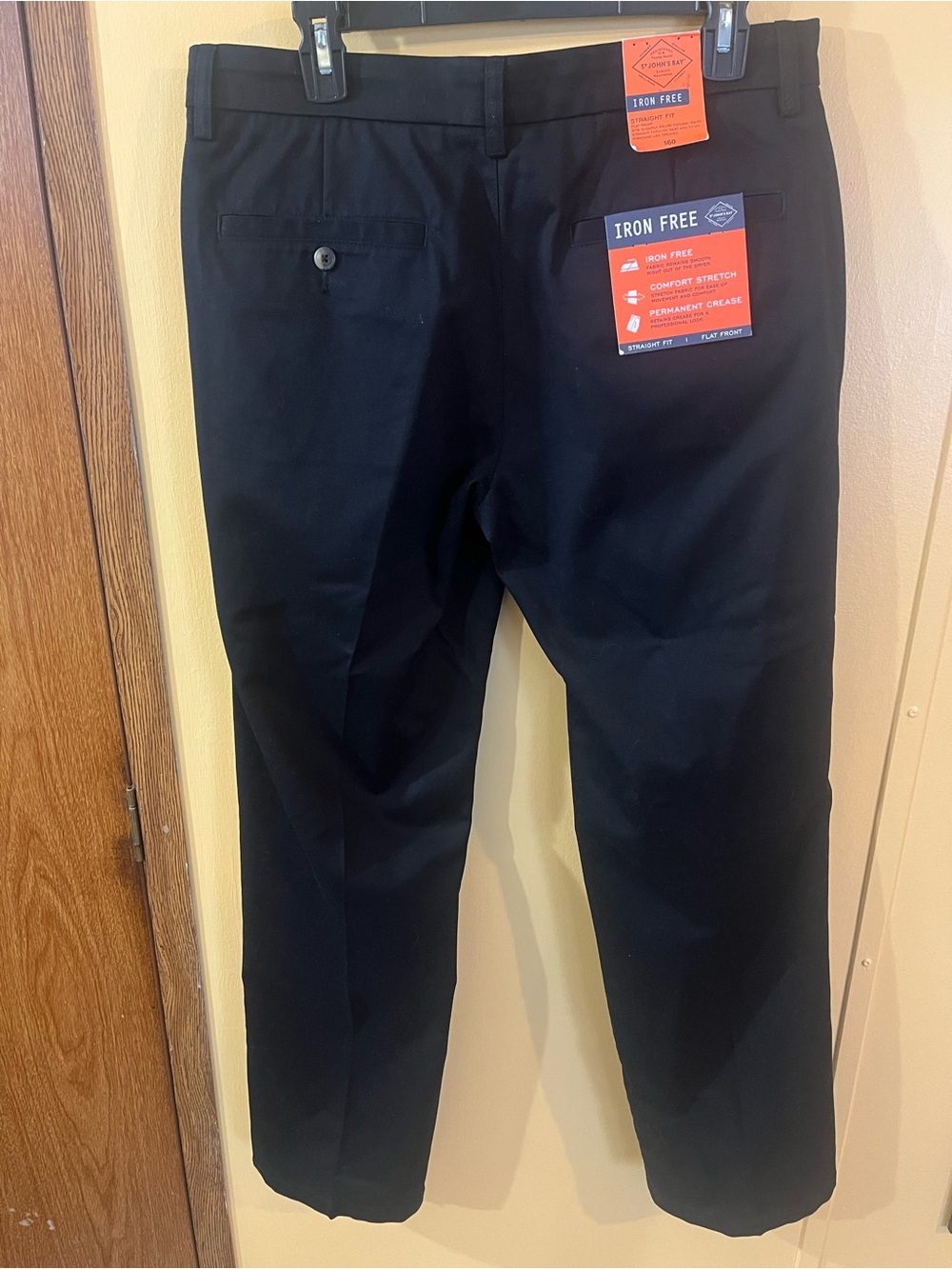 St. John's Bay Men's Black Iron-Free Dress Pants NWT Size 32W x 30L